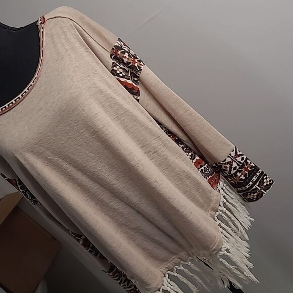 entro sz S fringed southwestern motif pullover top - Picture 2 of 9